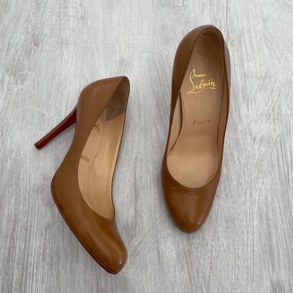 Christian Louboutin Brown Leather Pump Round Toe - Picture 4 of 16